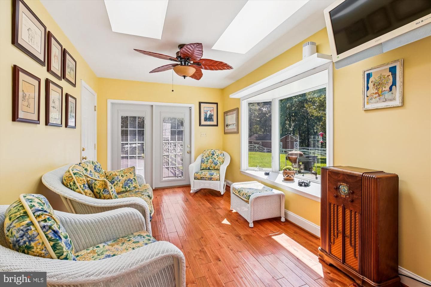 2 Griffith Court photo 31