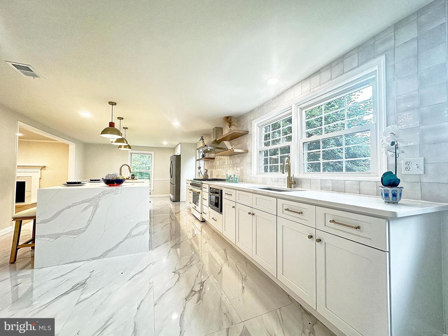 12311 Overpond Way photo 9