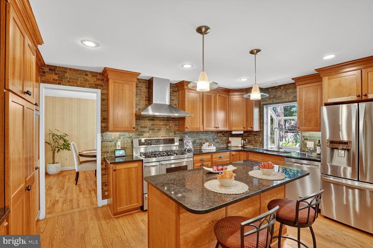 9325 Orchard Brook Drive photo 15