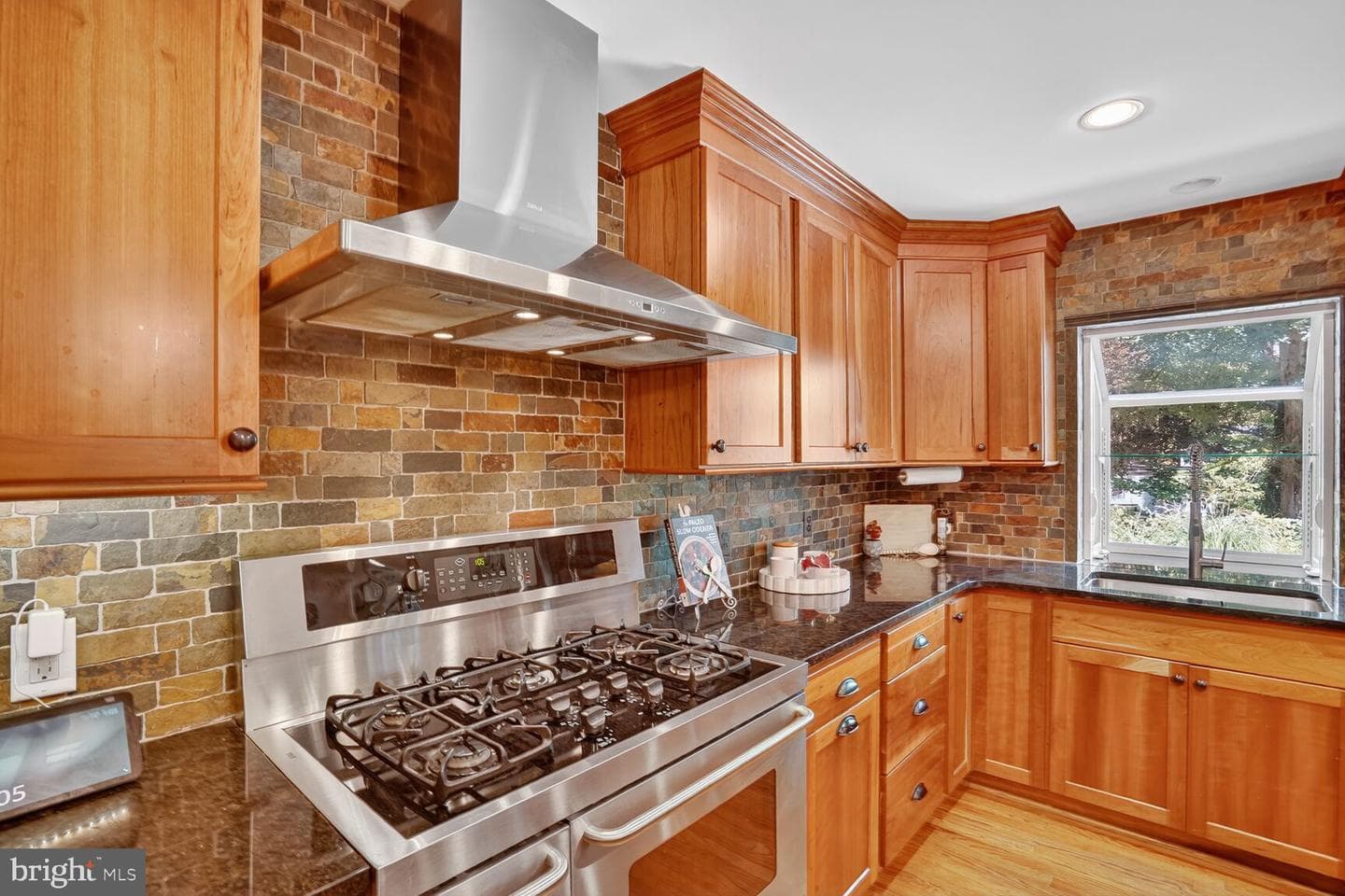 9325 Orchard Brook Drive photo 18