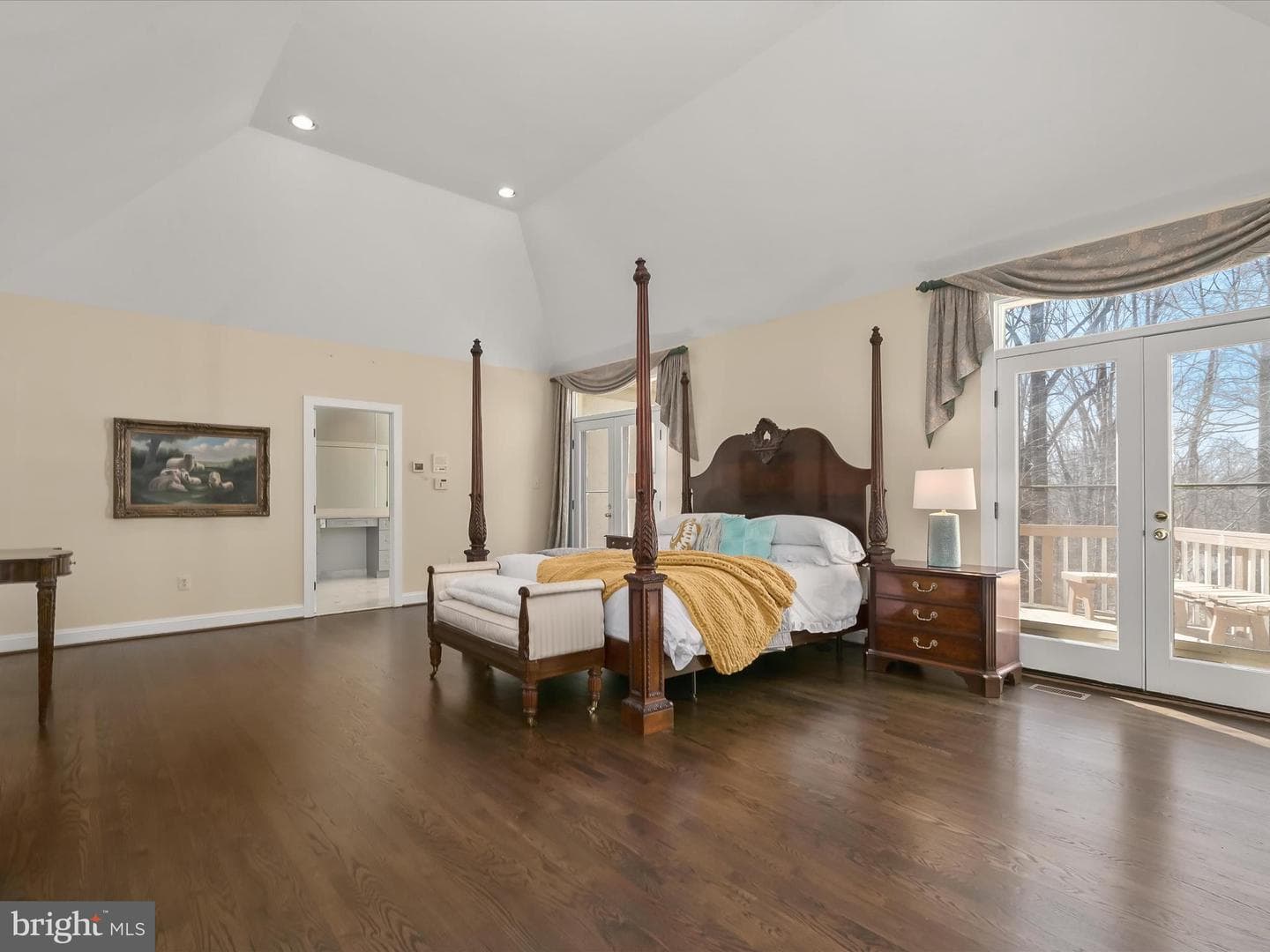 1 Lake Potomac Court photo 17