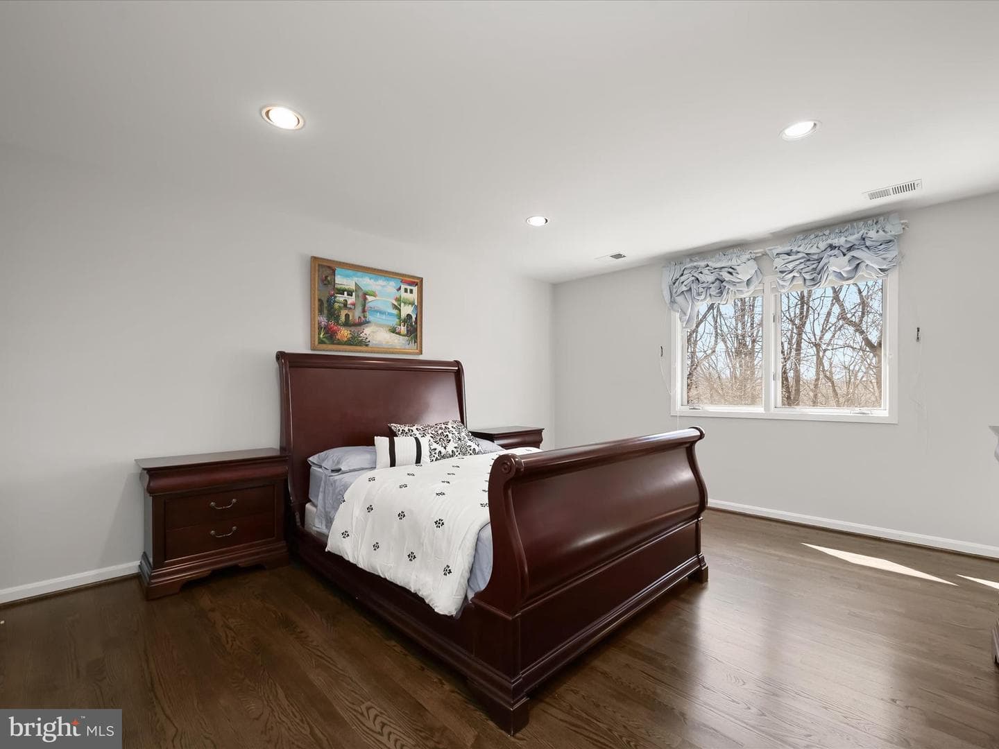 1 Lake Potomac Court photo 32