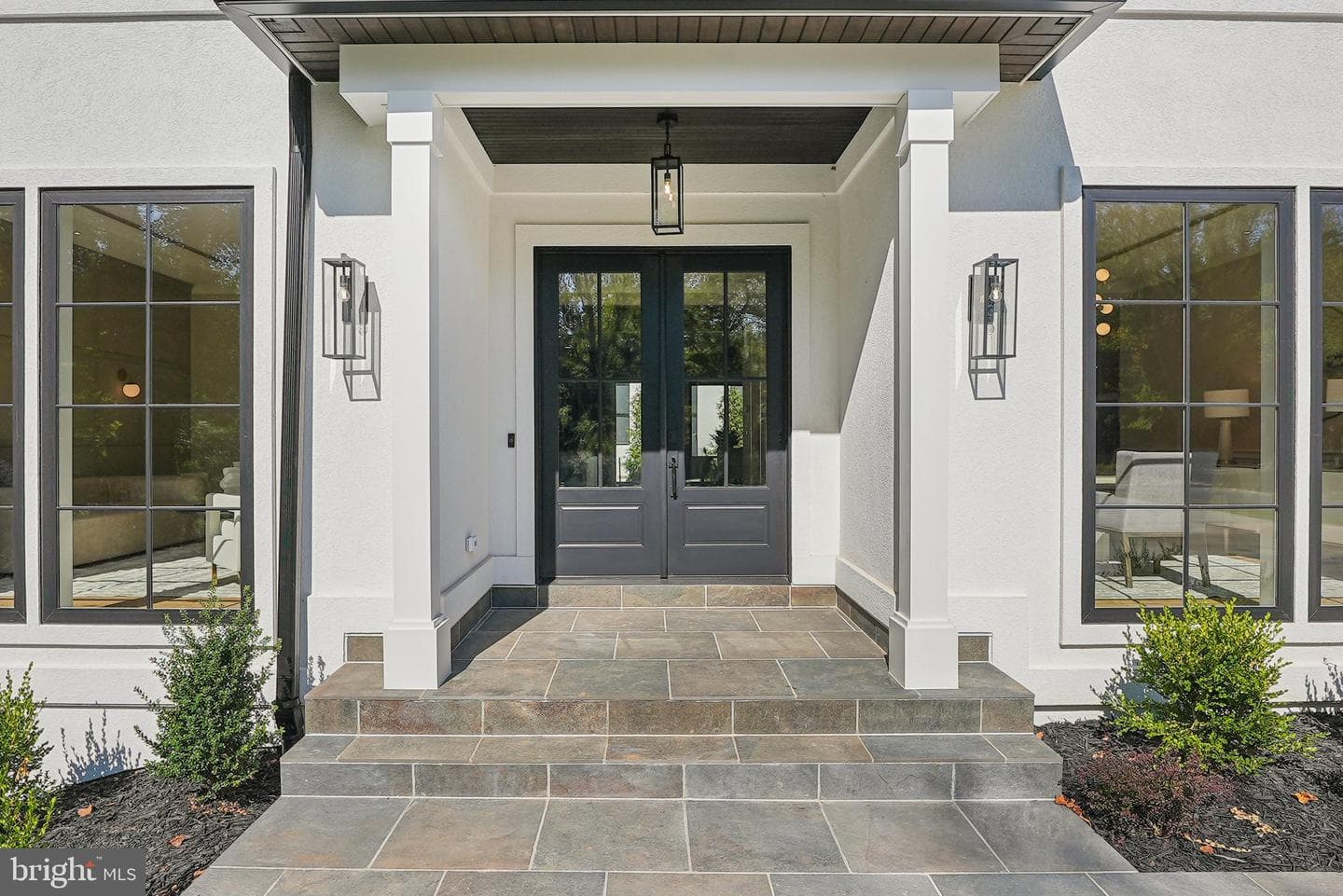 10200 Falls Road photo 3