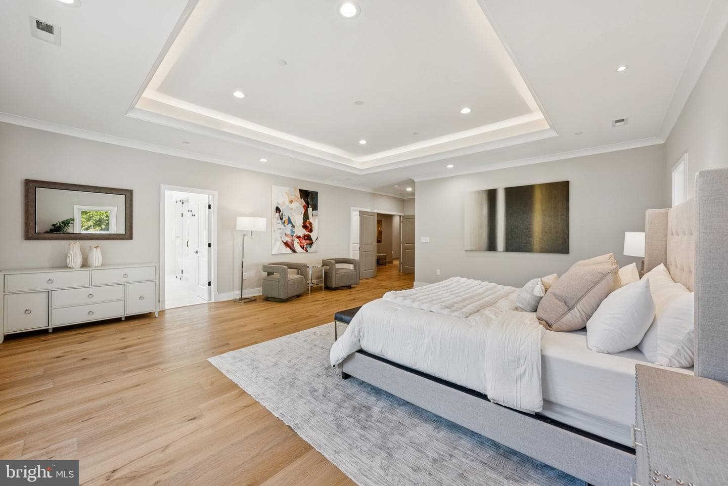 10200 Falls Road photo 38
