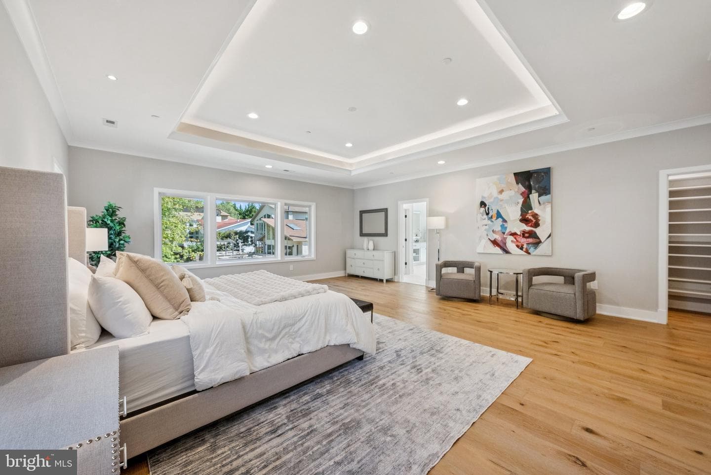 10200 Falls Road photo 39