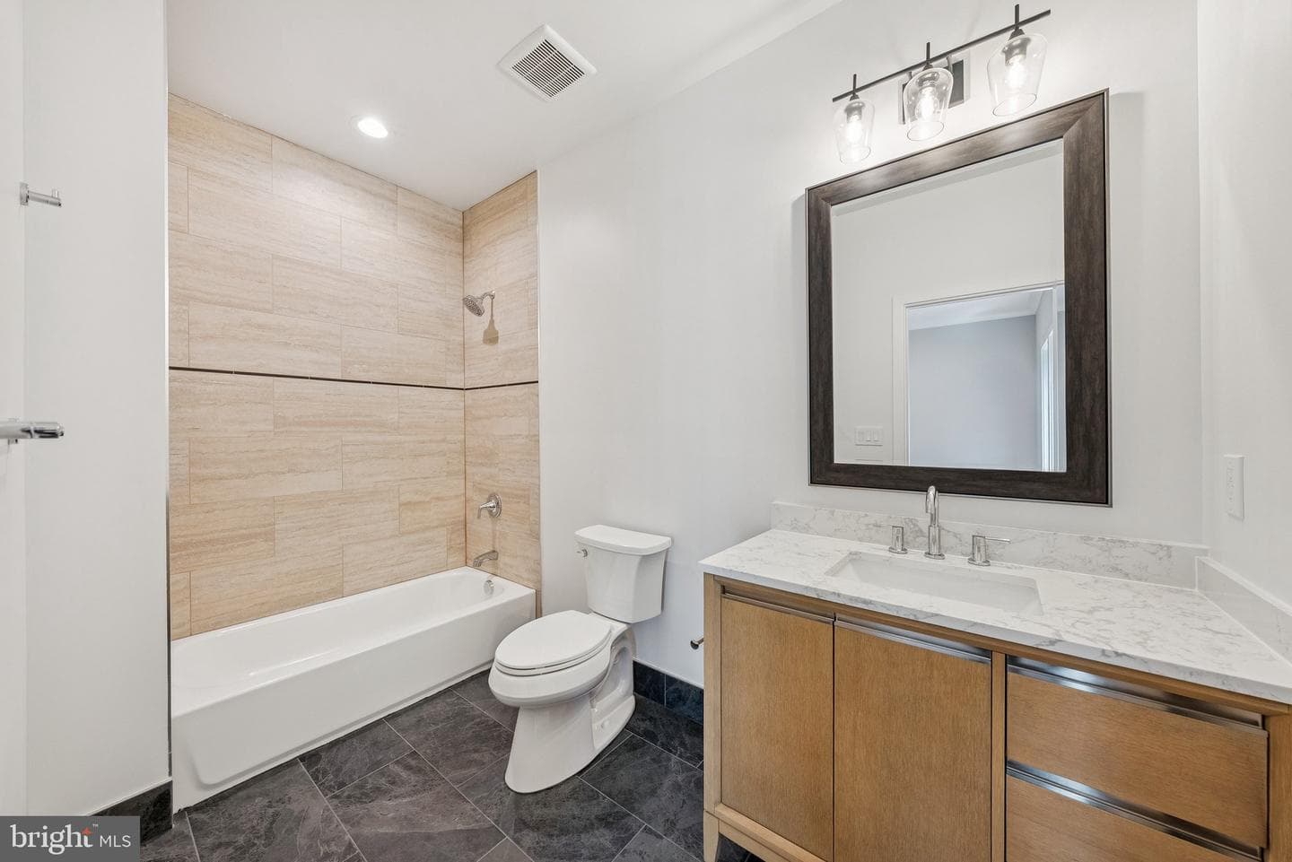 10200 Falls Road photo 54