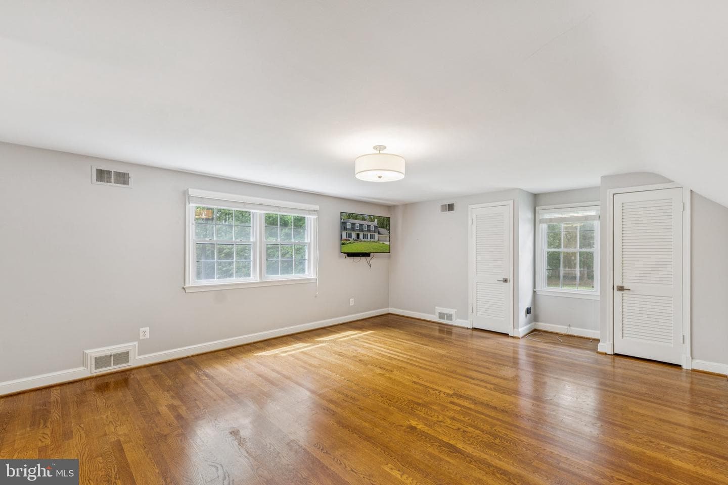 9508 Newbold Place photo 13