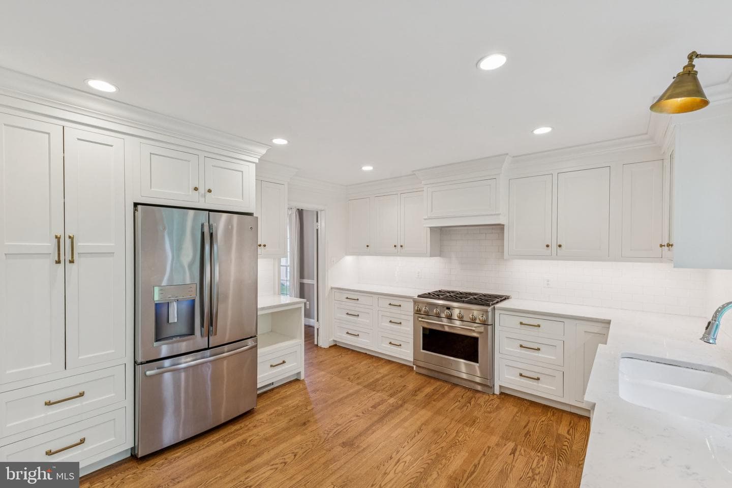 9508 Newbold Place photo 4