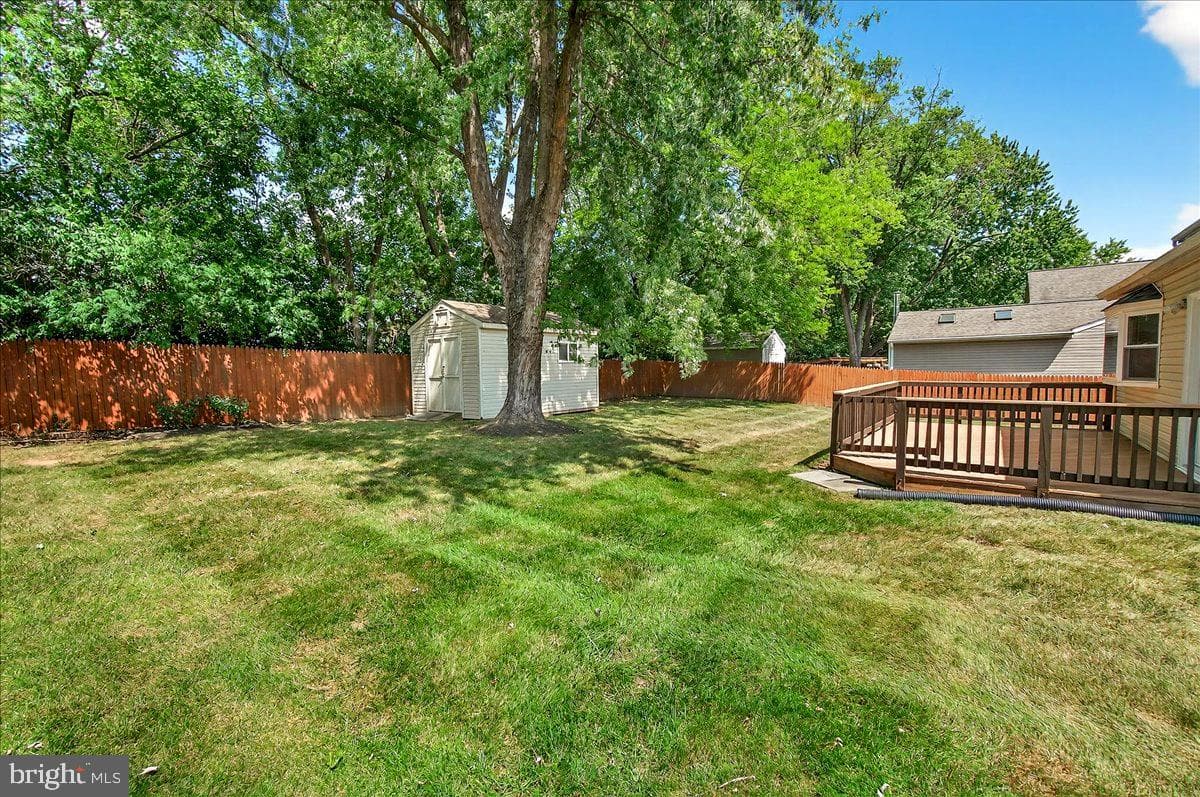 19833 Spurrier Avenue photo 8