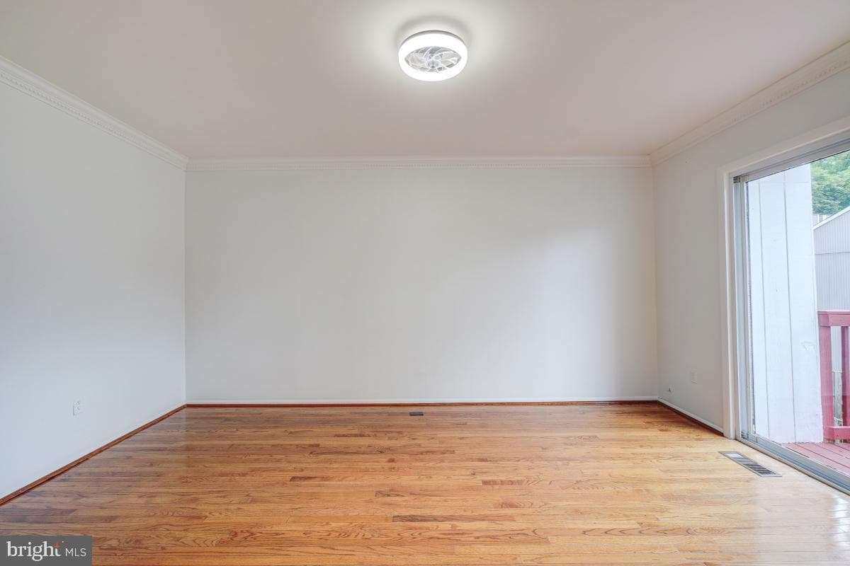 18509 Sparrows Point Place photo 19
