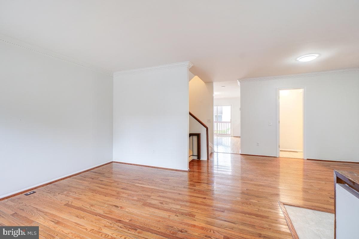 18509 Sparrows Point Place photo 7