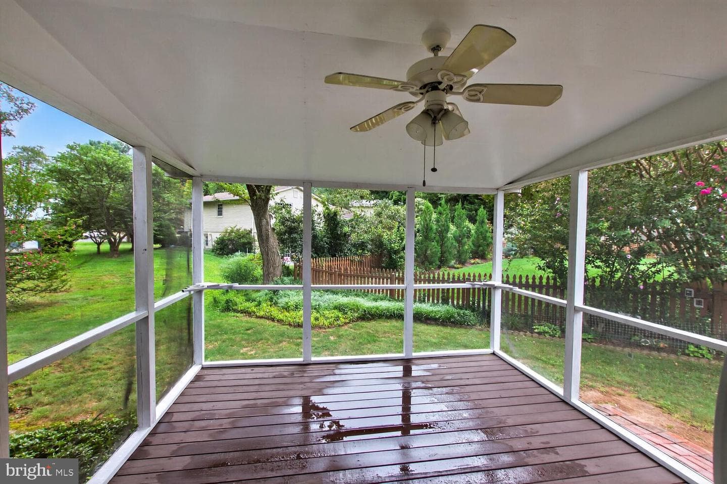 11704 Greenlane Drive photo 13