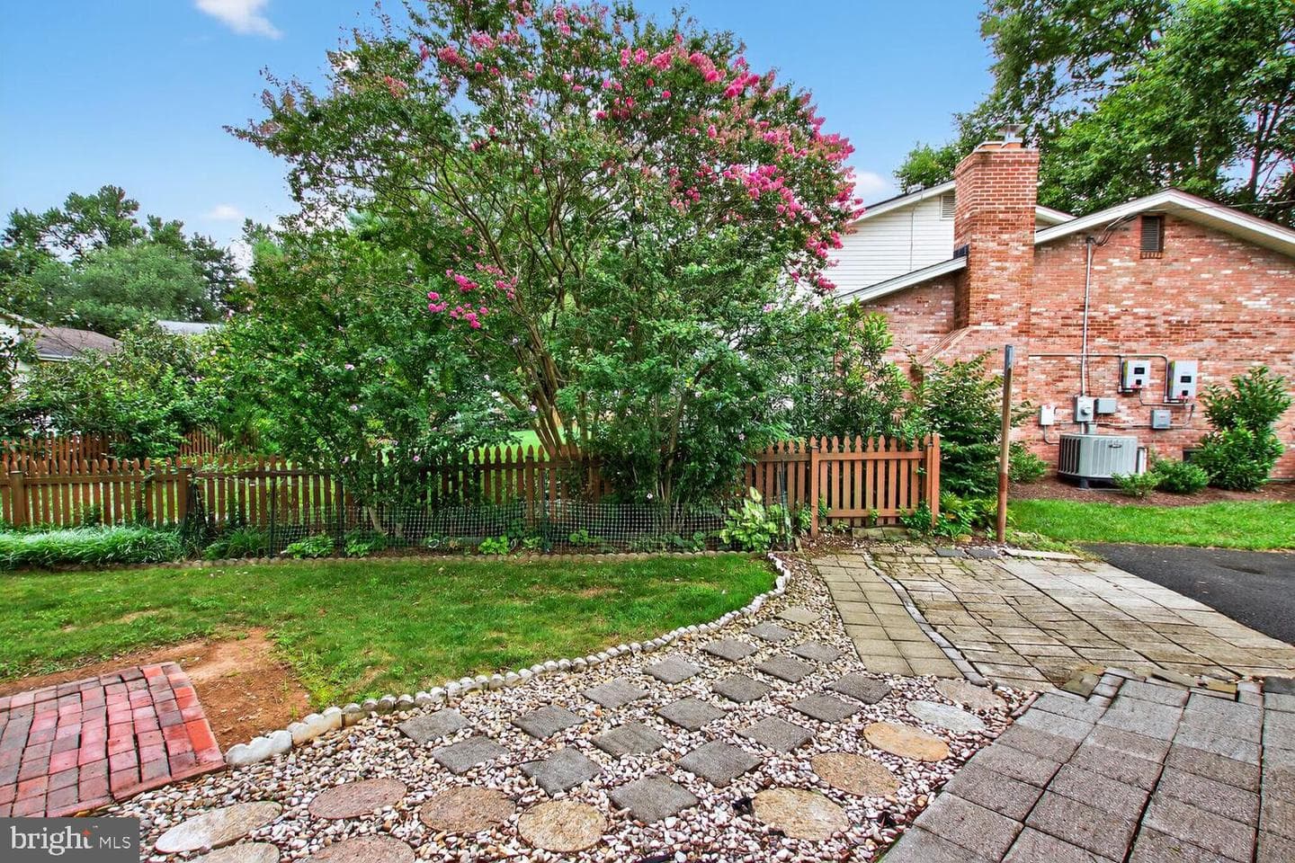 11704 Greenlane Drive photo 34