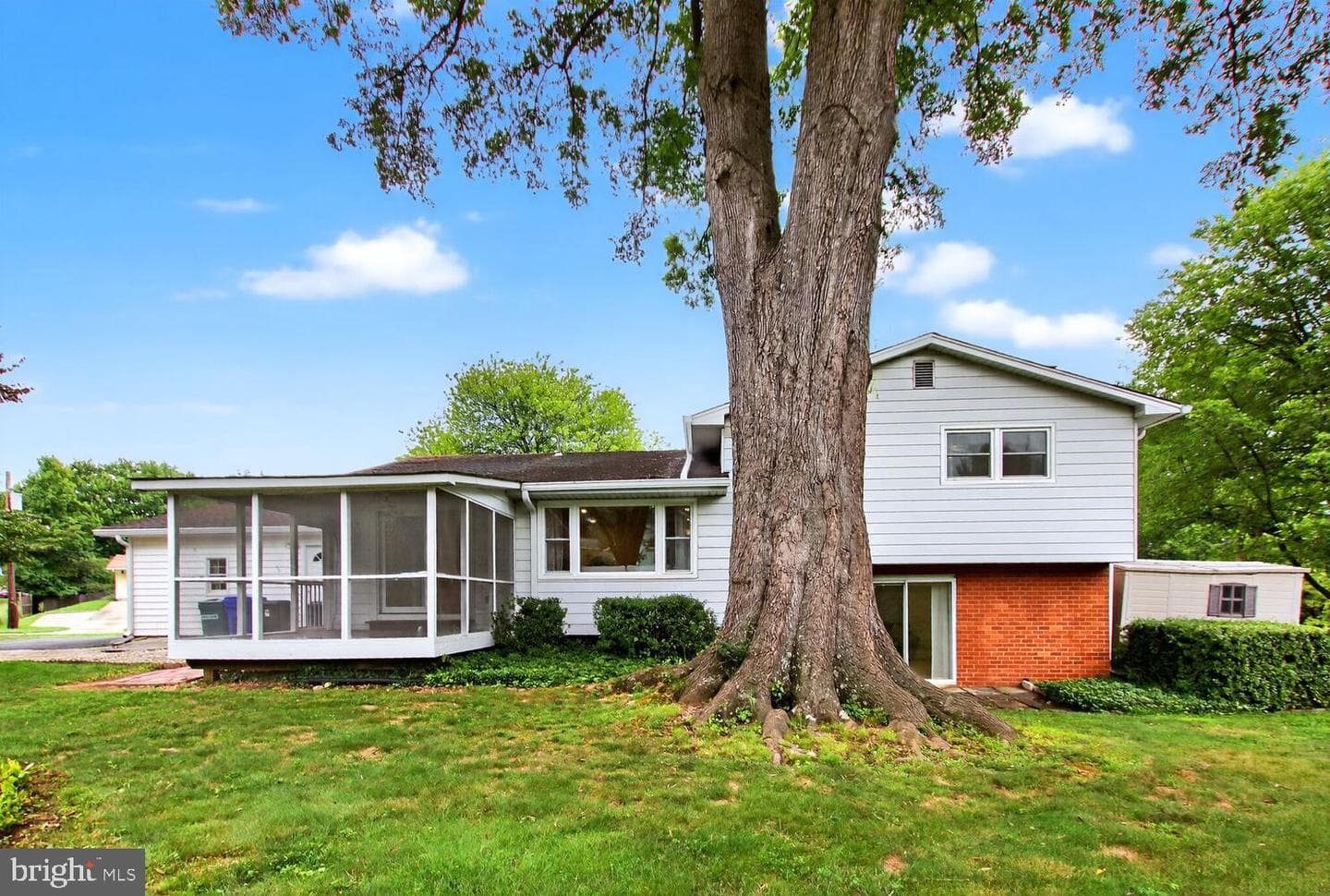 11704 Greenlane Drive photo 38