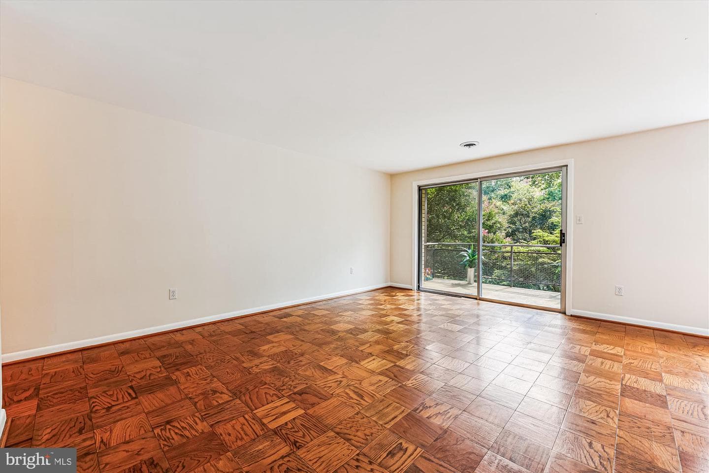 10436 Rockville Pike #202 photo 4
