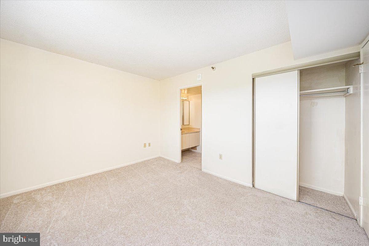 15101 Interlachen Drive #1-807 photo 28