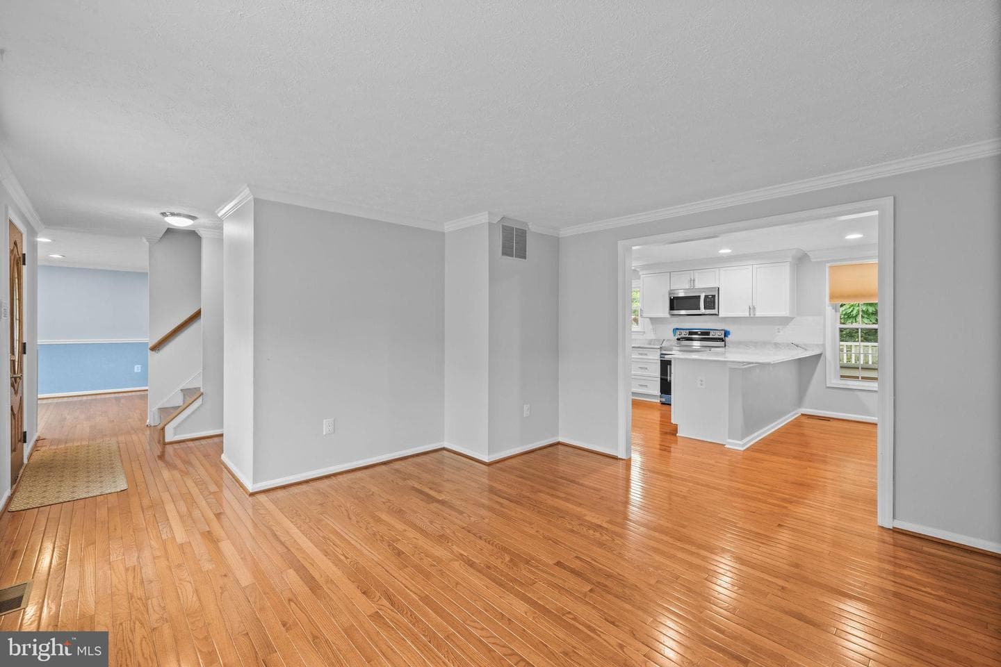 17810 Hazelcrest Drive photo 5
