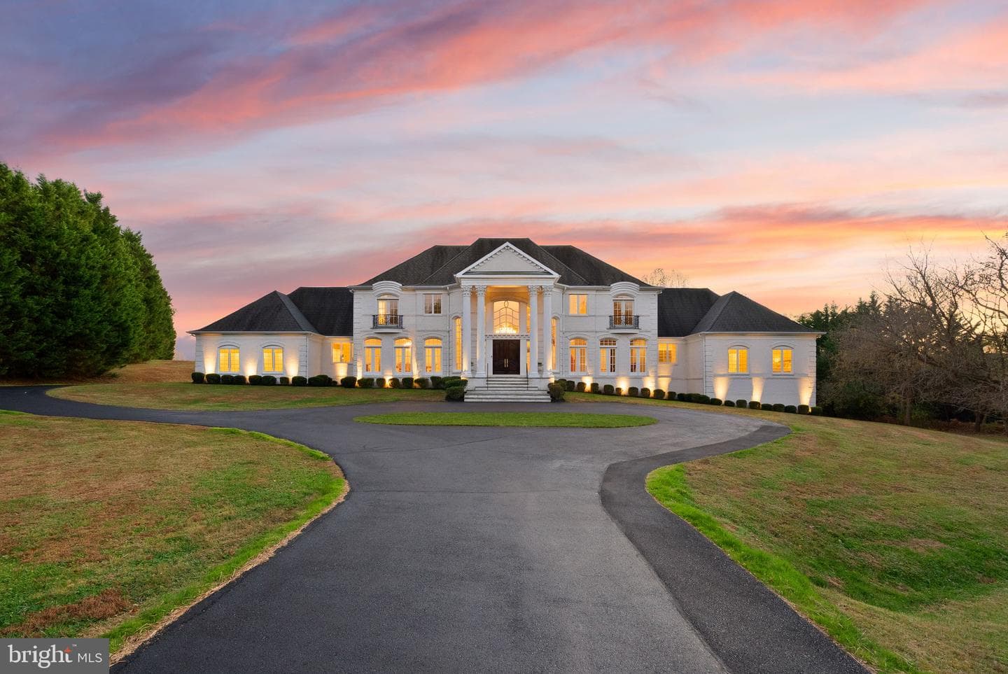 13500 River Road photo 1