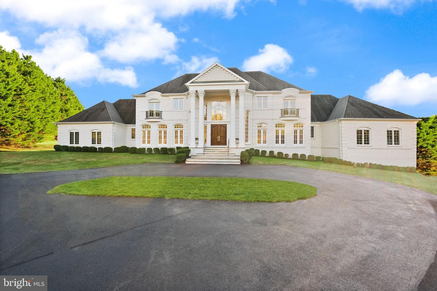13500 River Road photo 4