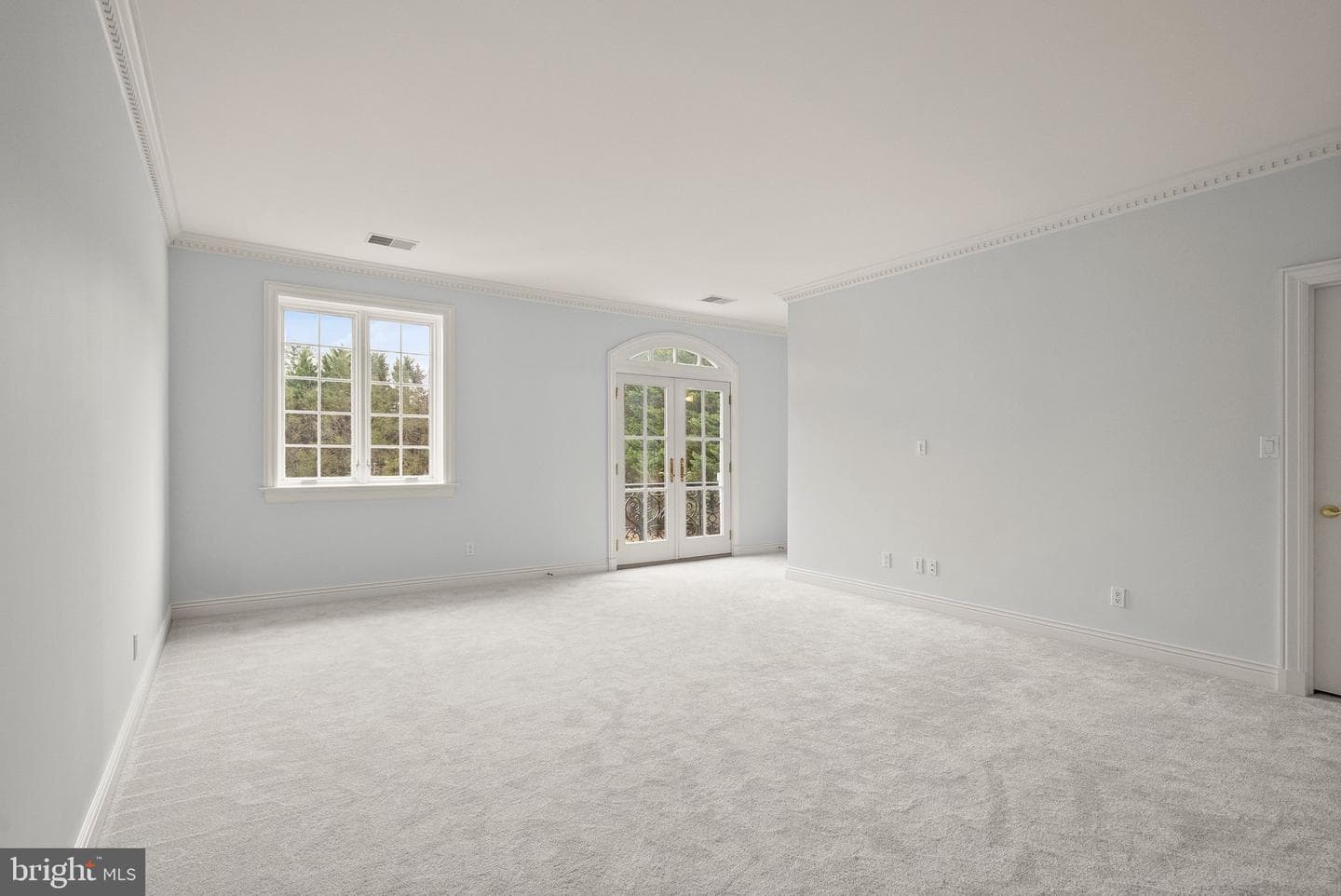 13500 River Road photo 48