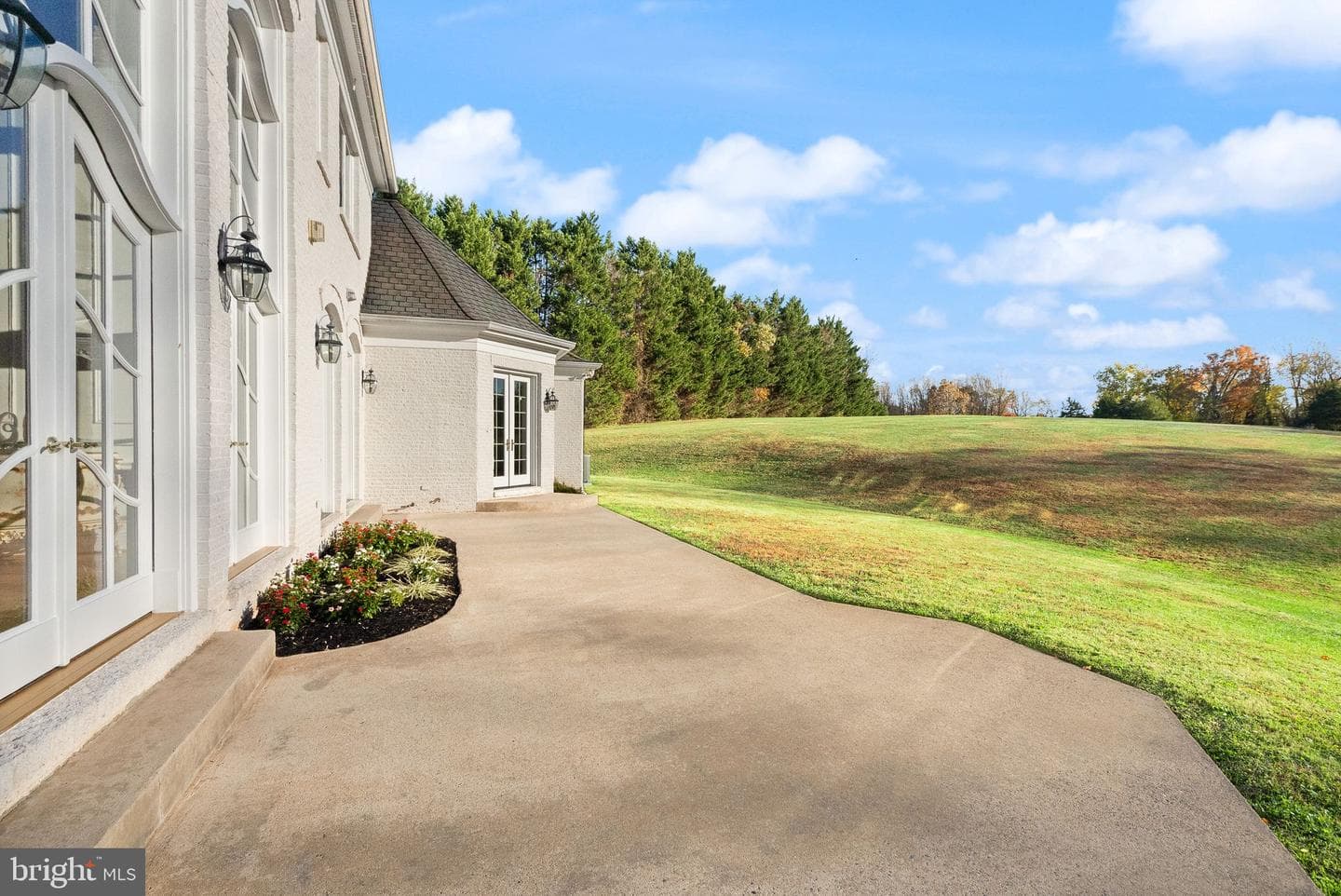 13500 River Road photo 57