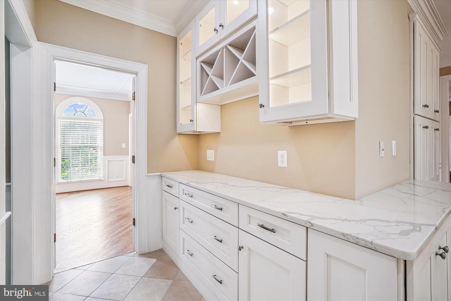 8849 Tuckerman Lane photo 18