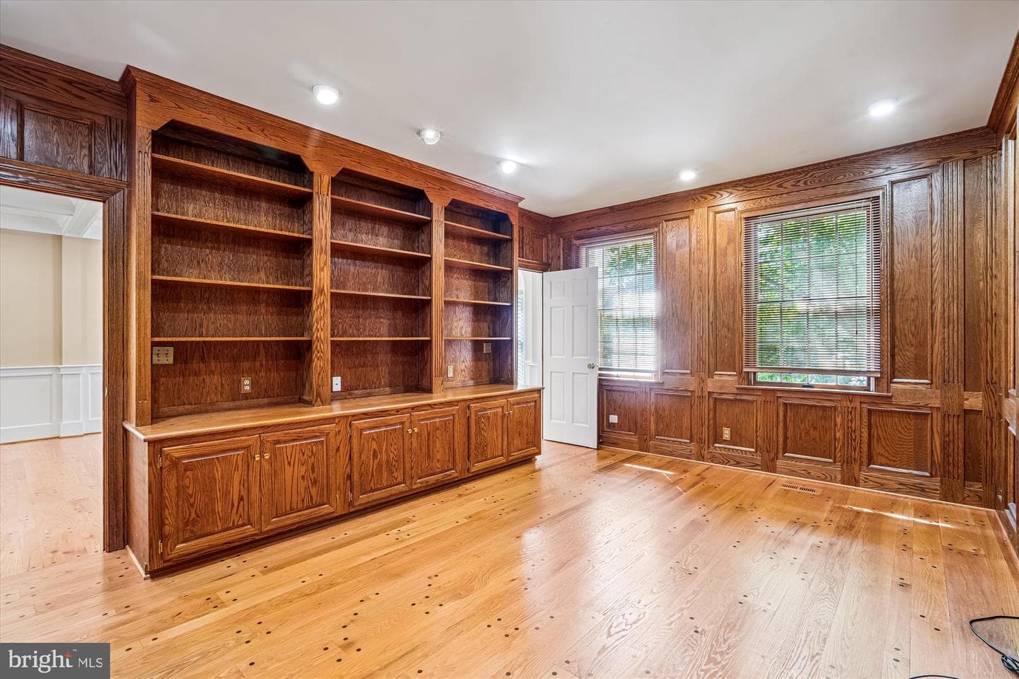 8849 Tuckerman Lane photo 25