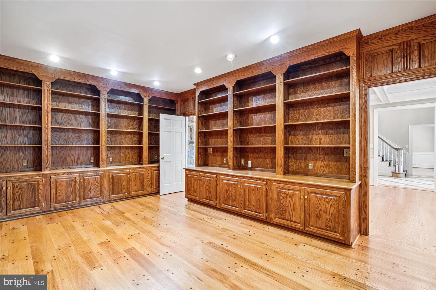 8849 Tuckerman Lane photo 27