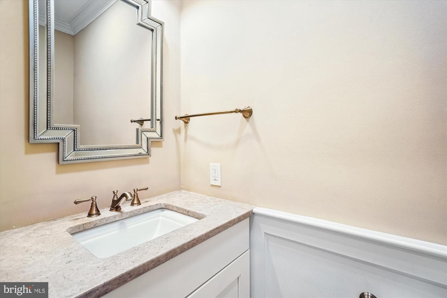 8849 Tuckerman Lane photo 28