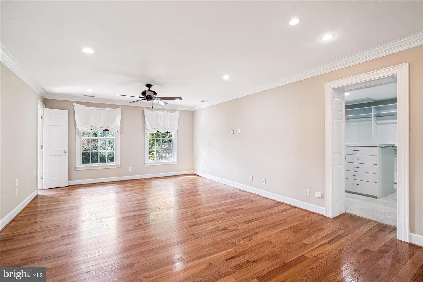 8849 Tuckerman Lane photo 41