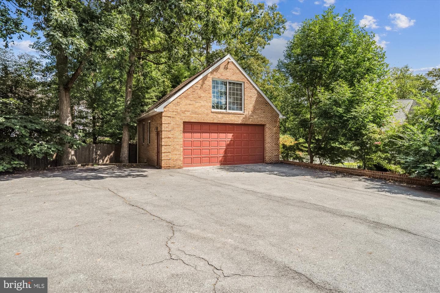 8849 Tuckerman Lane photo 6