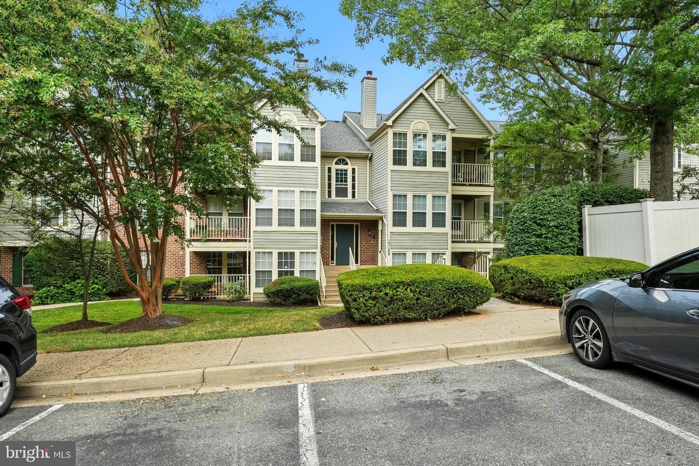 13109 Briarcliff Terrace #3-305 photo 28
