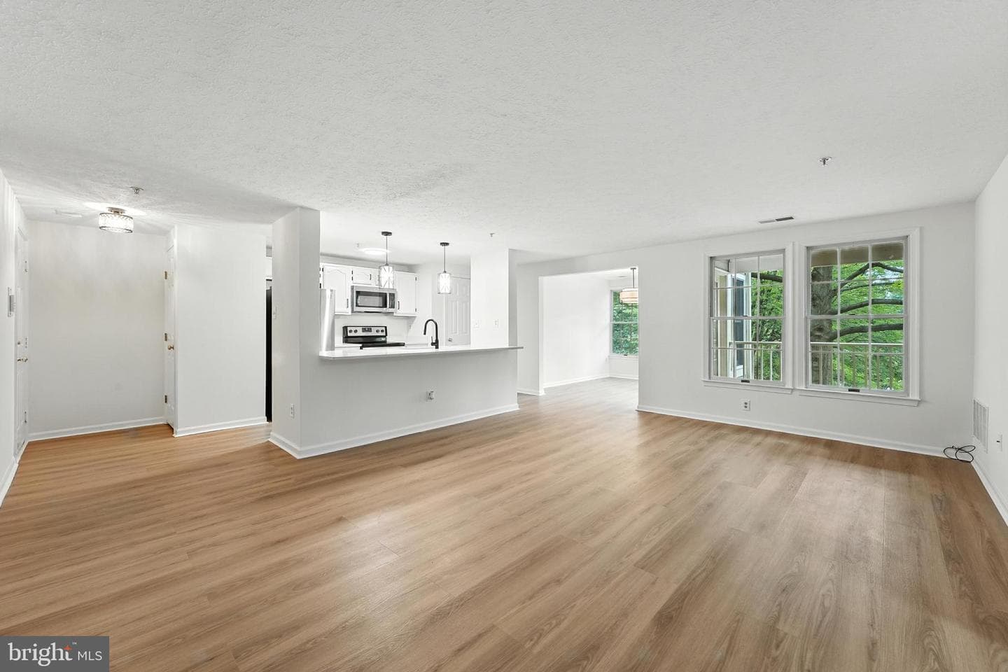 13109 Briarcliff Terrace #3-305 photo 8