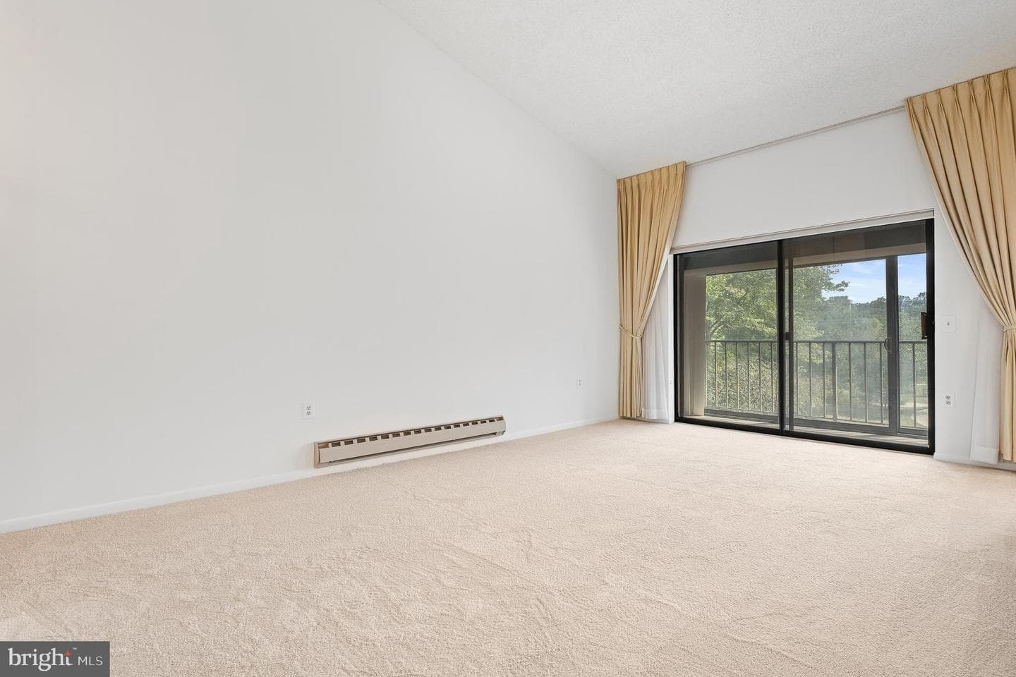 15301 Pine Orchard Drive #86-3e photo 7