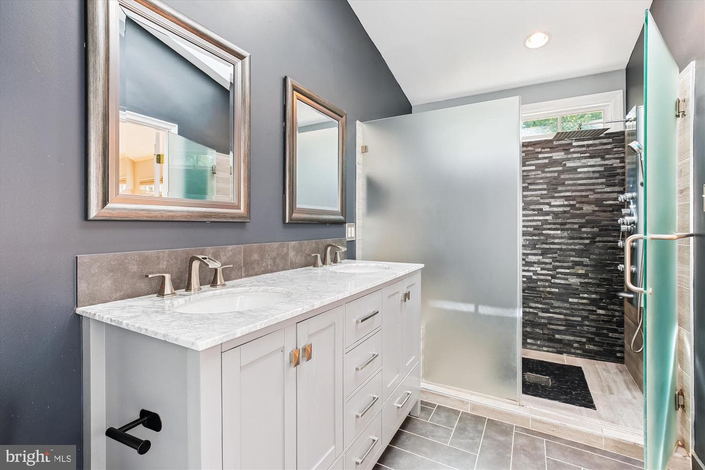 18601 Shadowridge Terrace photo 28