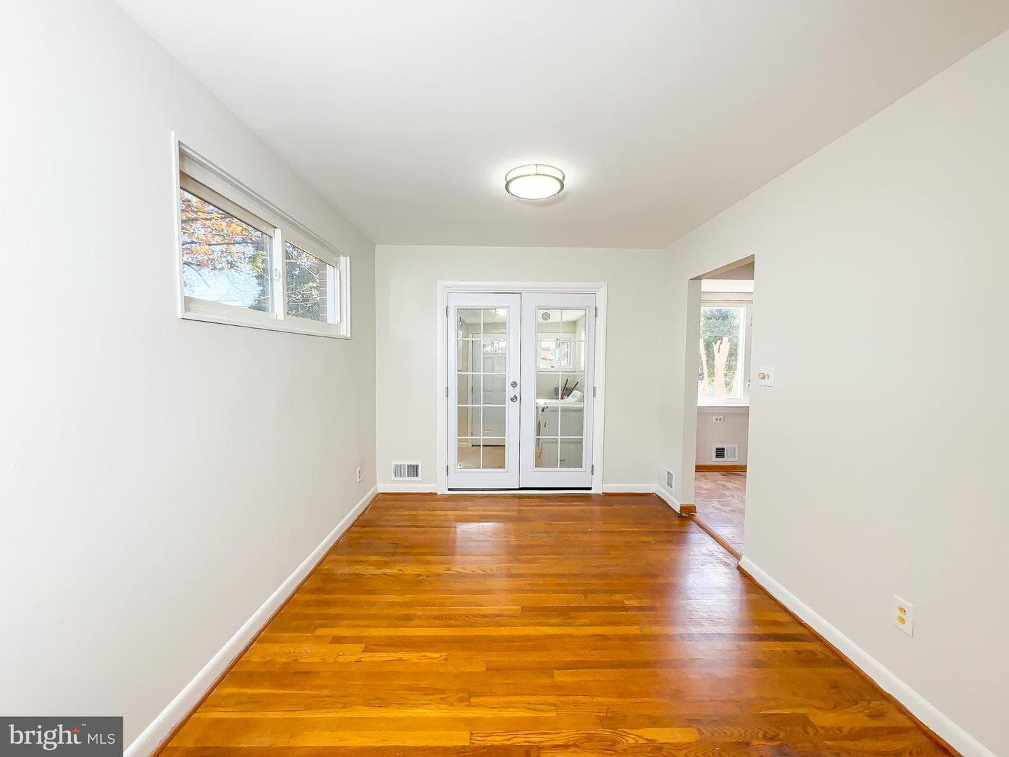 10309 Conover Drive photo 8