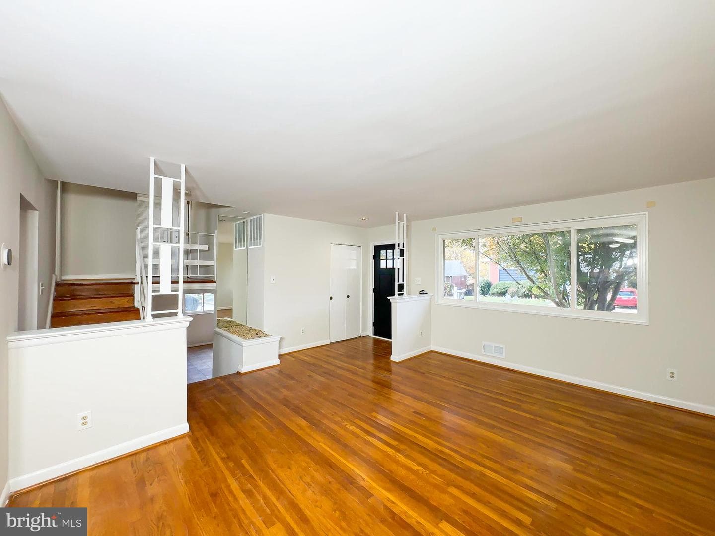 10309 Conover Drive photo 9