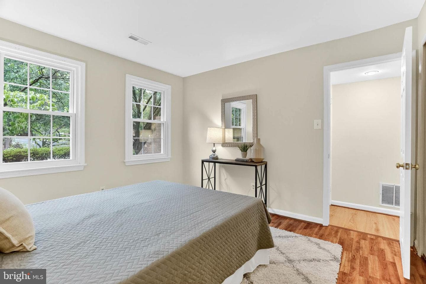 1369 Templeton Place photo 29