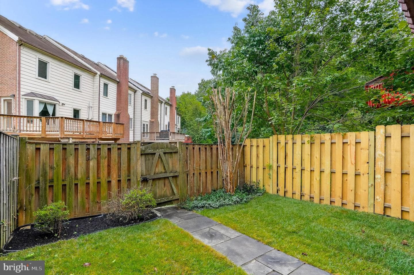 1369 Templeton Place photo 35