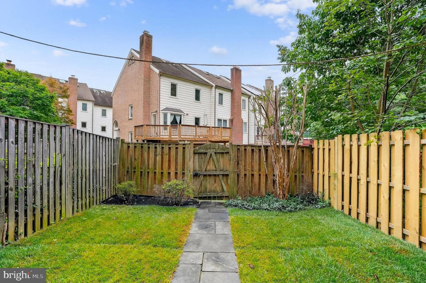 1369 Templeton Place photo 37