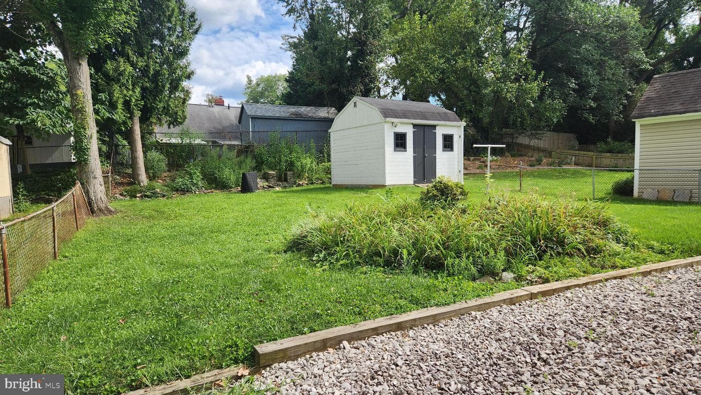 5714 Crawford Drive photo 11