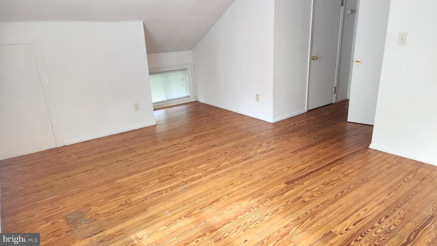 5714 Crawford Drive photo 7