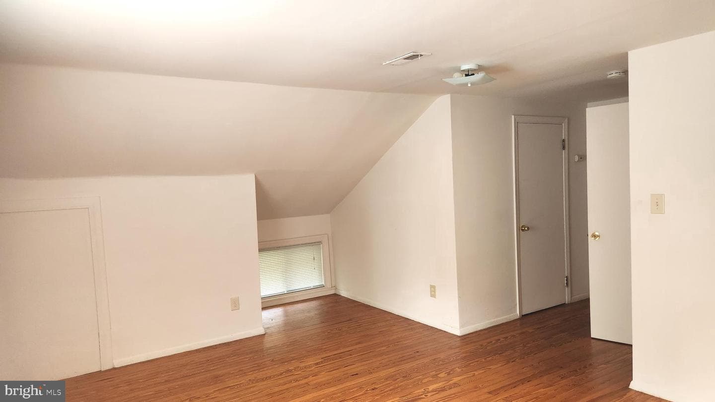 5714 Crawford Drive photo 8
