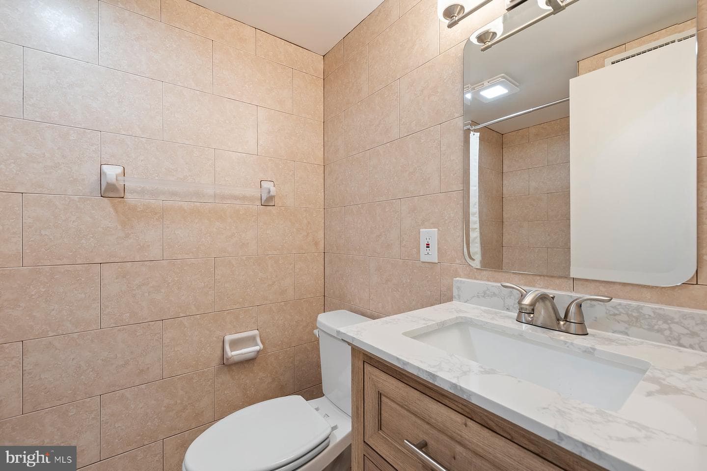 18604 Muncaster Road photo 62