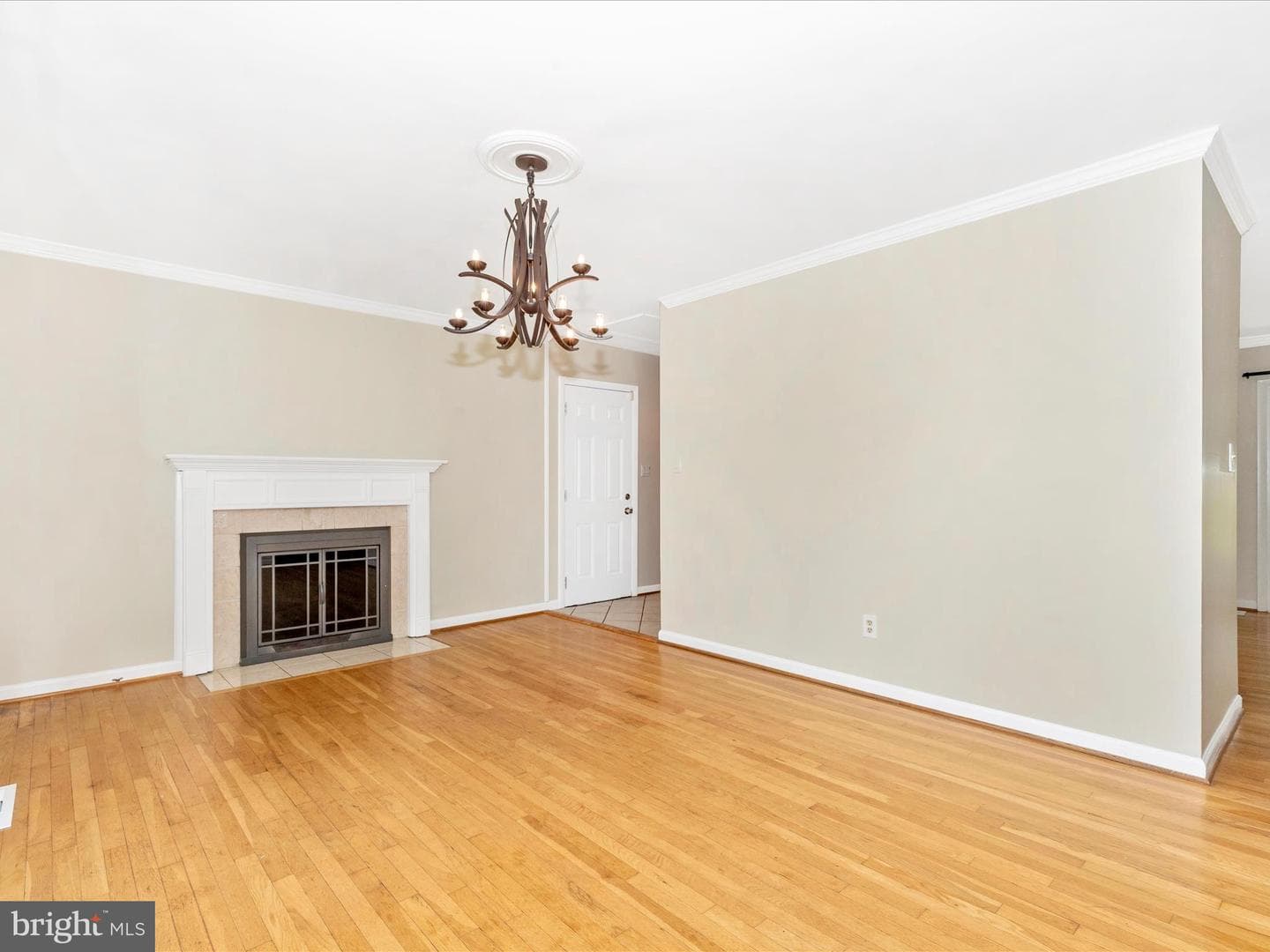 18004 Muncaster Road photo 12