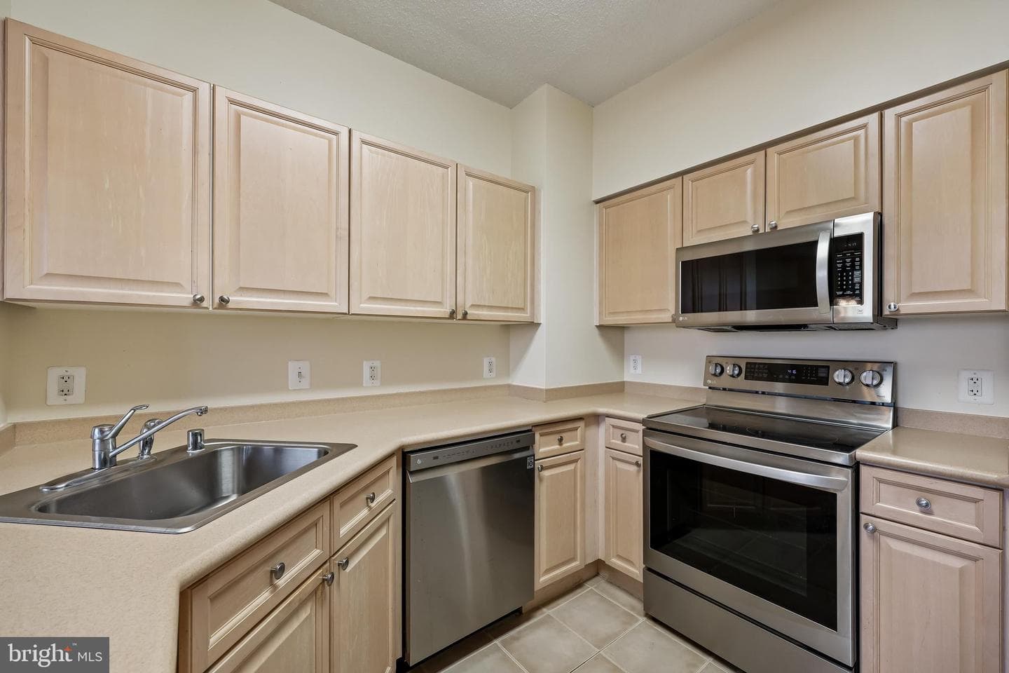 3100 N Leisure World Boulevard #812 photo 5