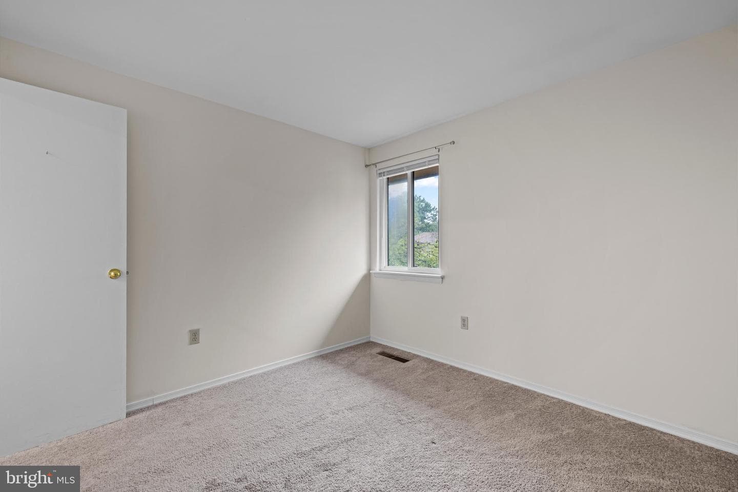 19587 Brassie Place #8-D photo 11