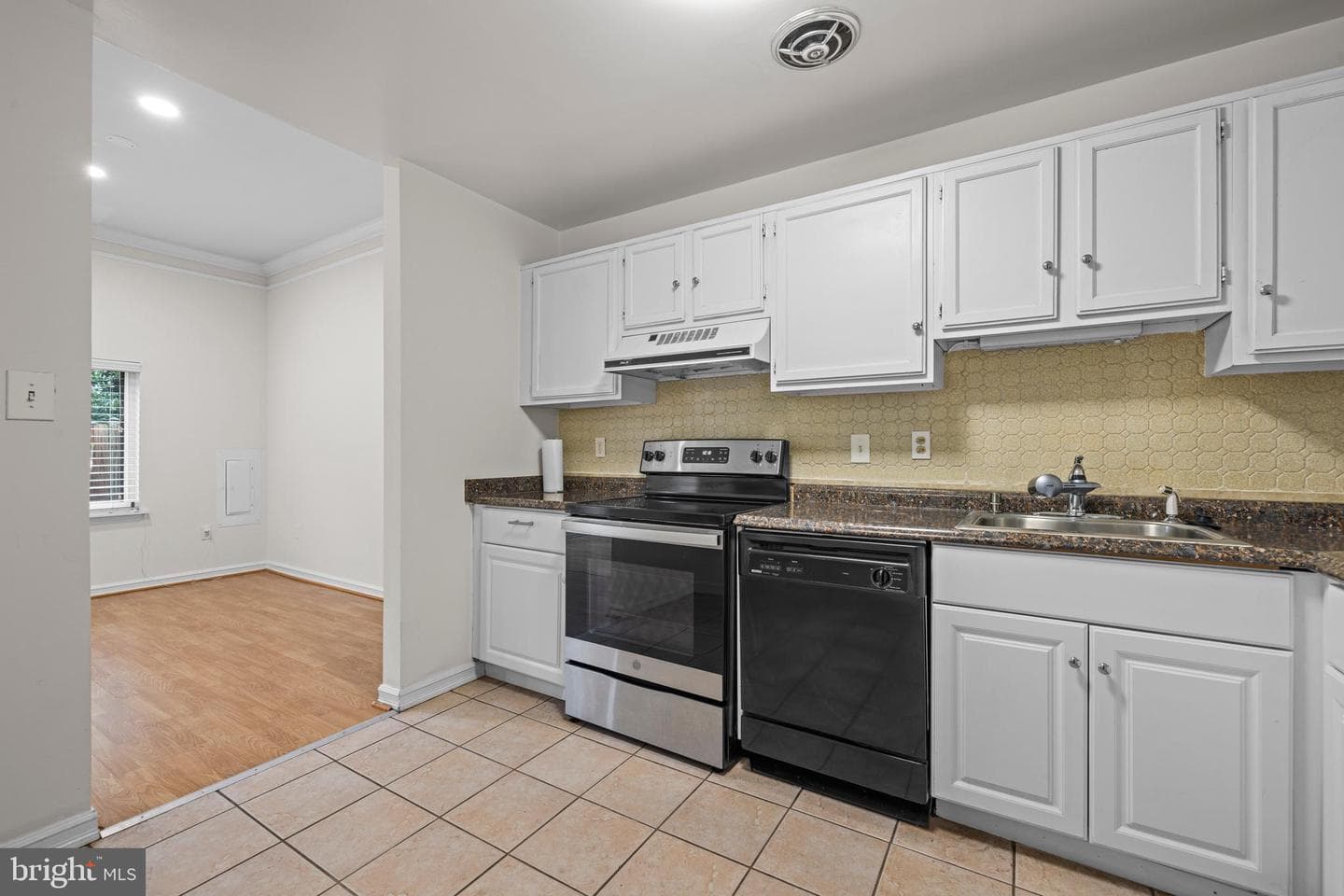 19587 Brassie Place #8-D photo 15