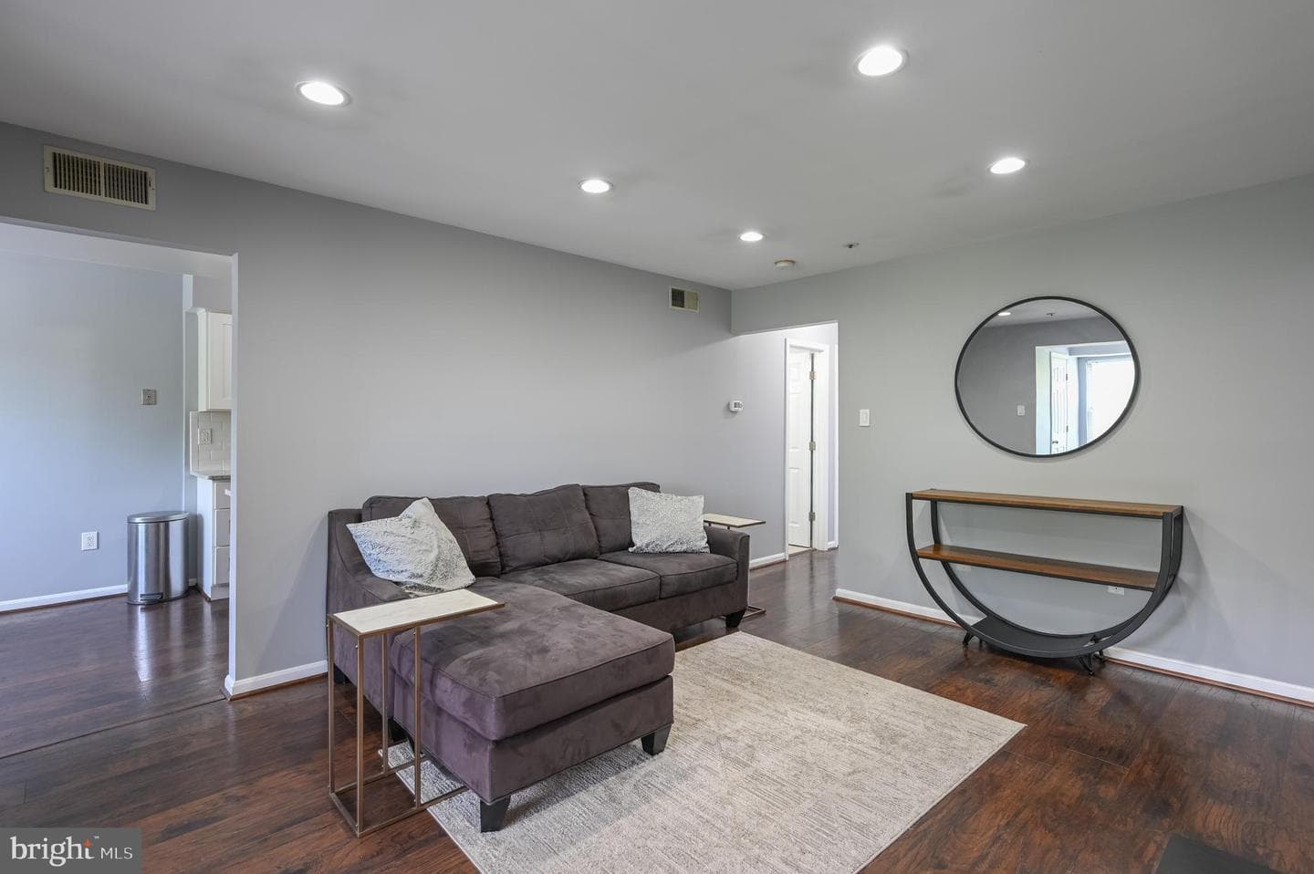 2517 McVeary Court #9bf photo 2