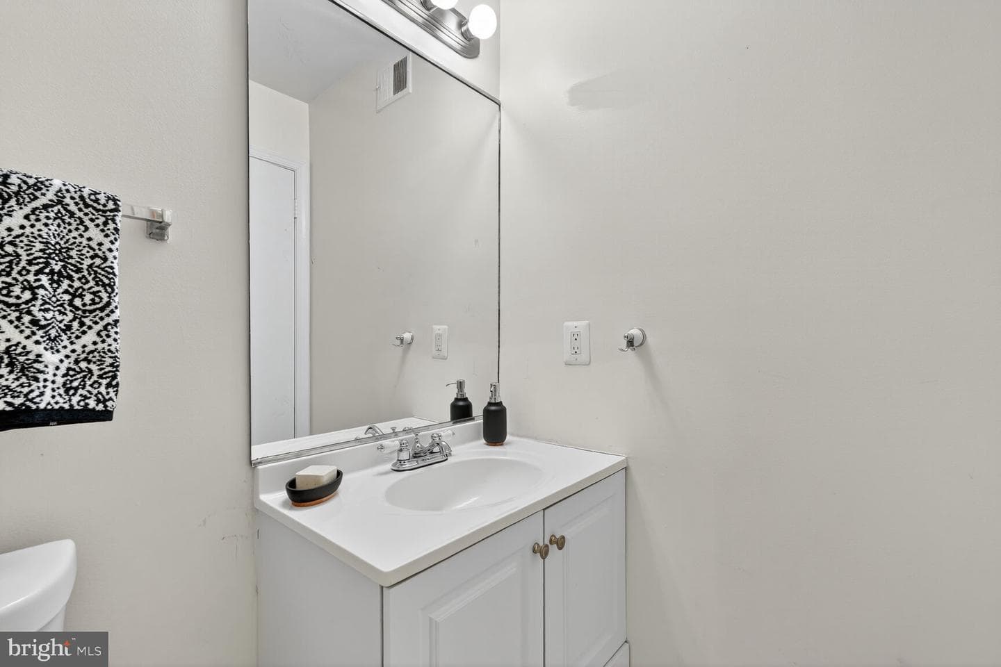 7612 Coddle Harbor Lane photo 14